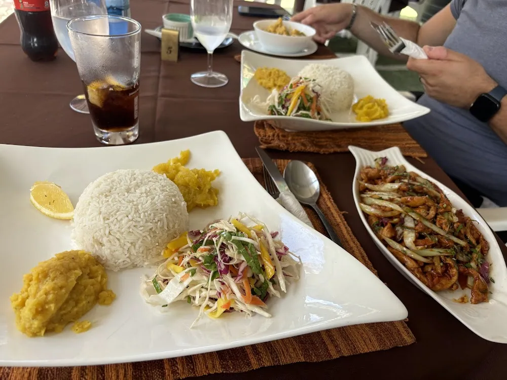 Avalunch Restaurant, La Passe